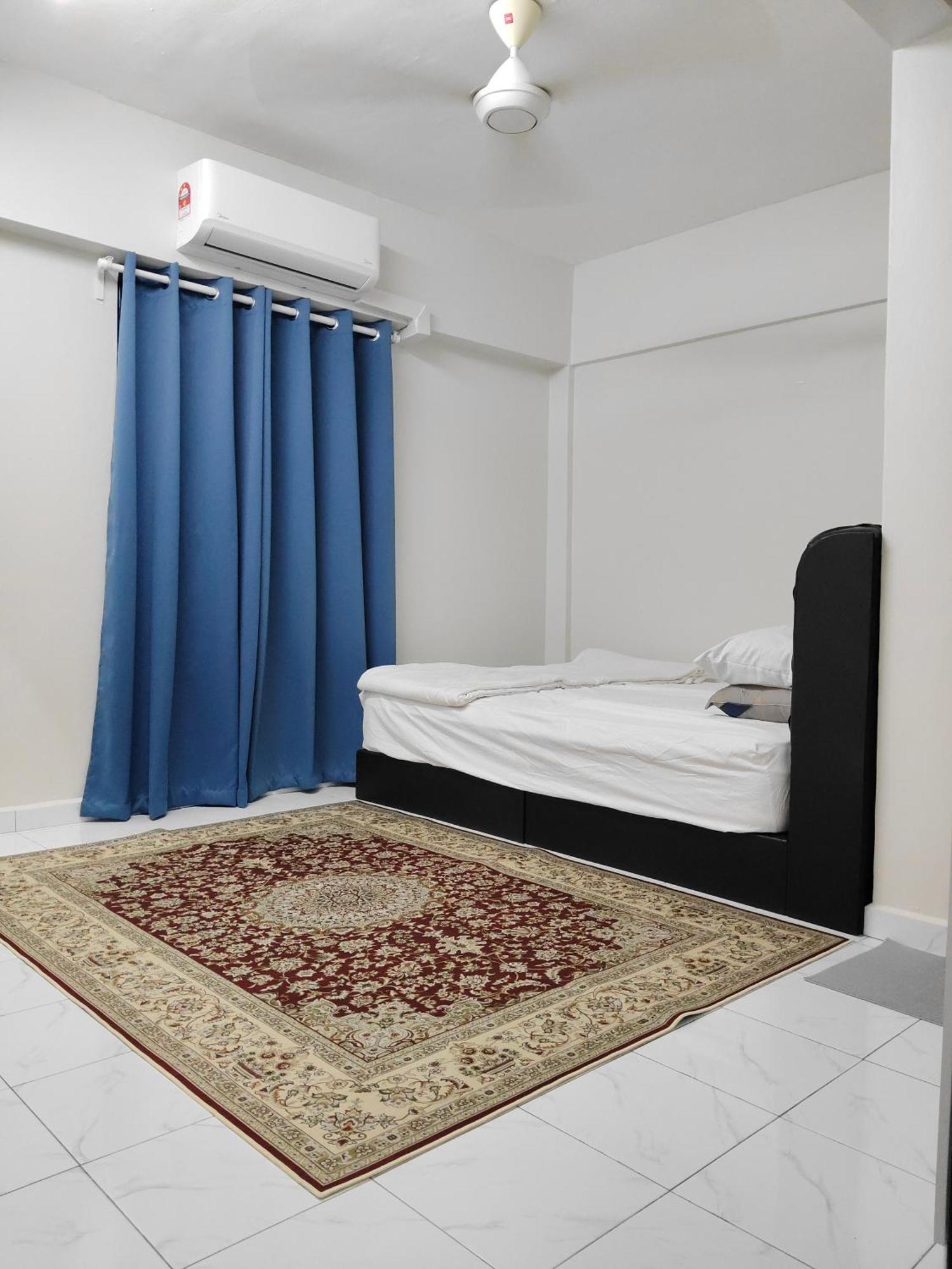 Nur Homestay Permai Damansara Damai بيتالينغ جايا المظهر الخارجي الصورة